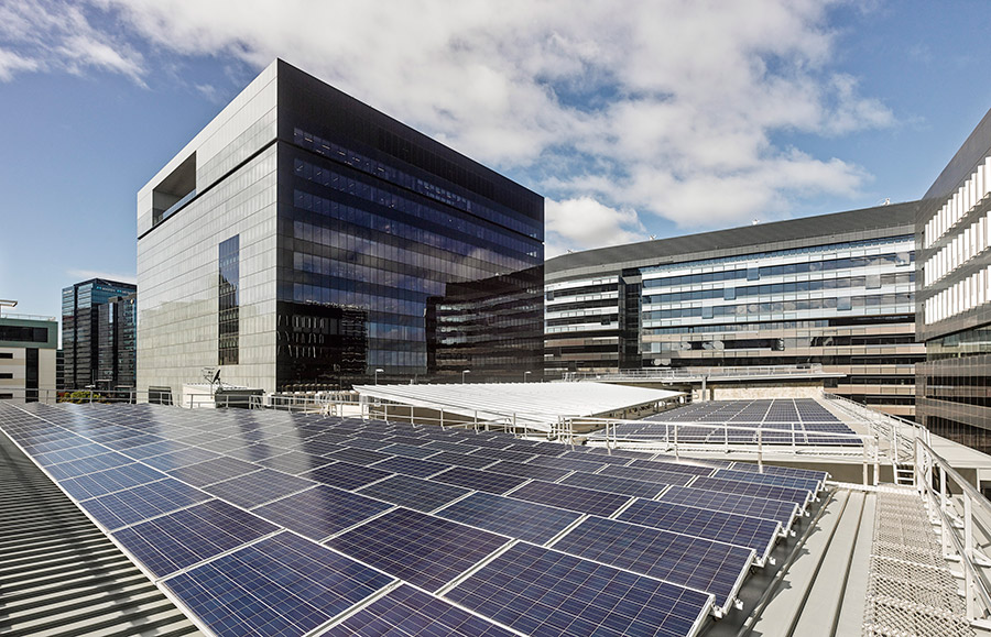 gallery-lifestyle-working-collins-street-solar-panels